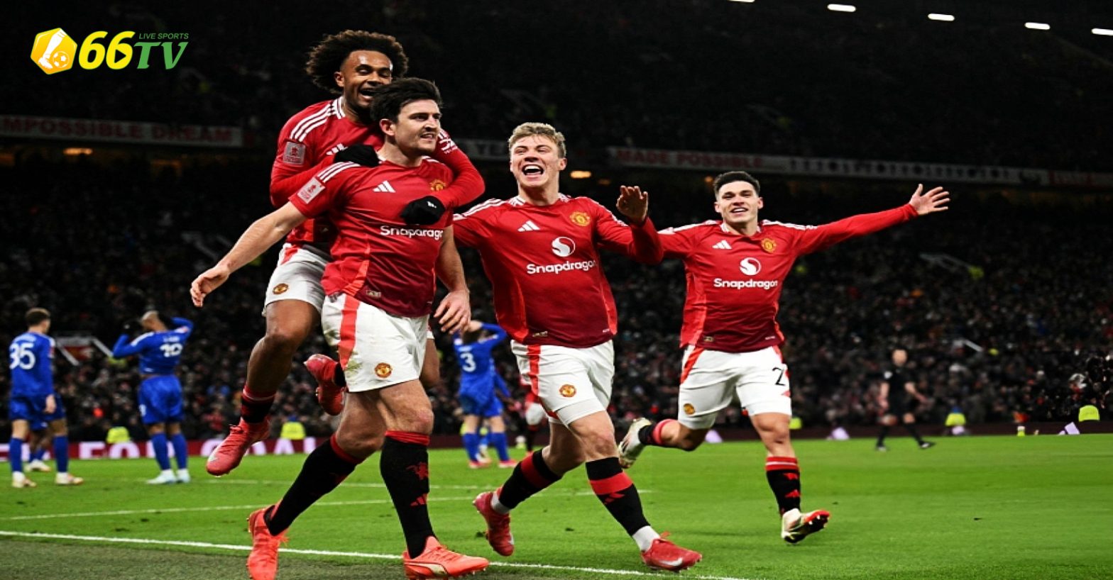 Van Nistelrooy: ‘Leicester không thua ở Fergie Time, mà là Offside Time’