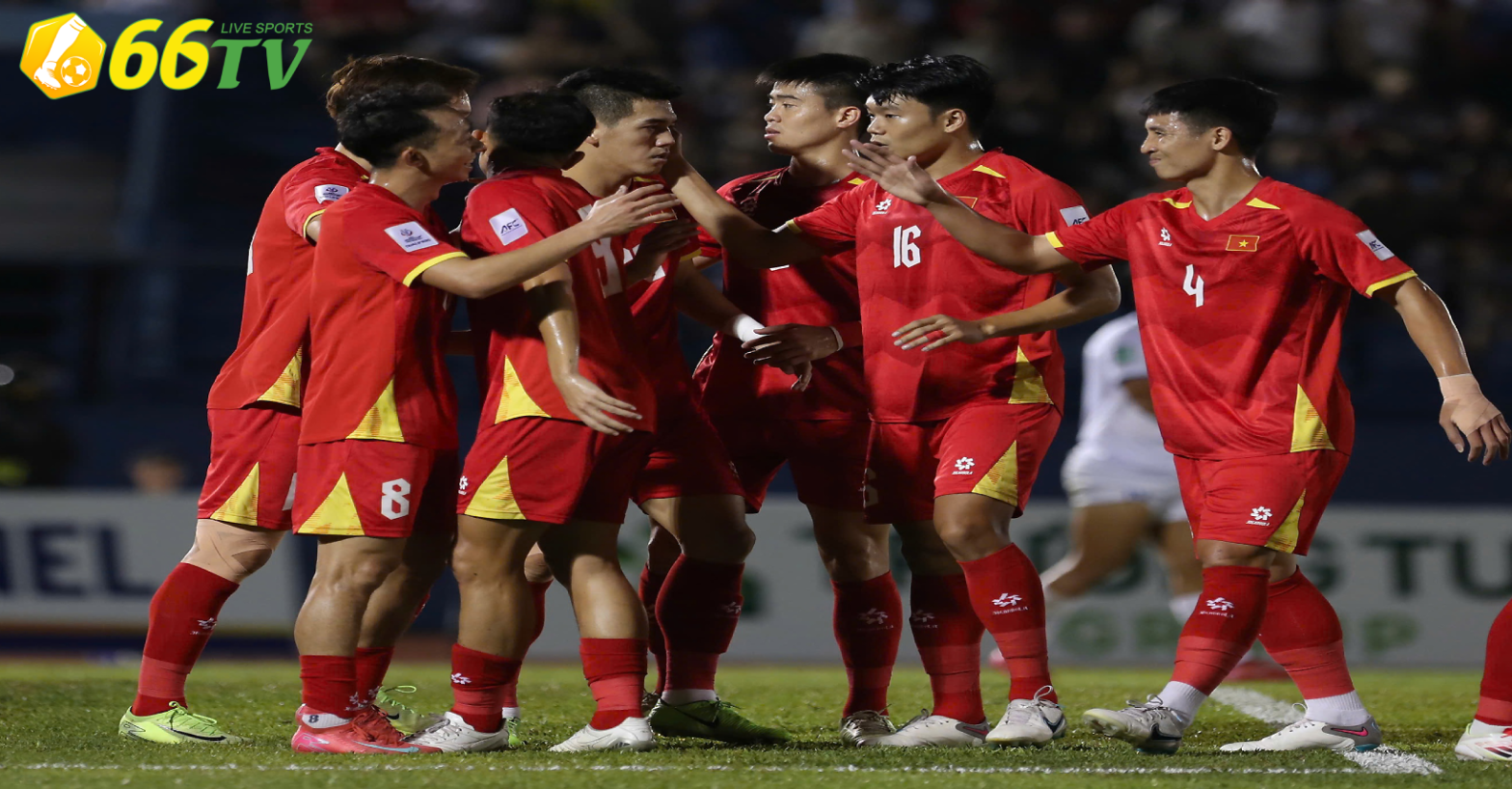 ĐT Việt Nam bứt phá mạnh mẽ trên BXH FIFA