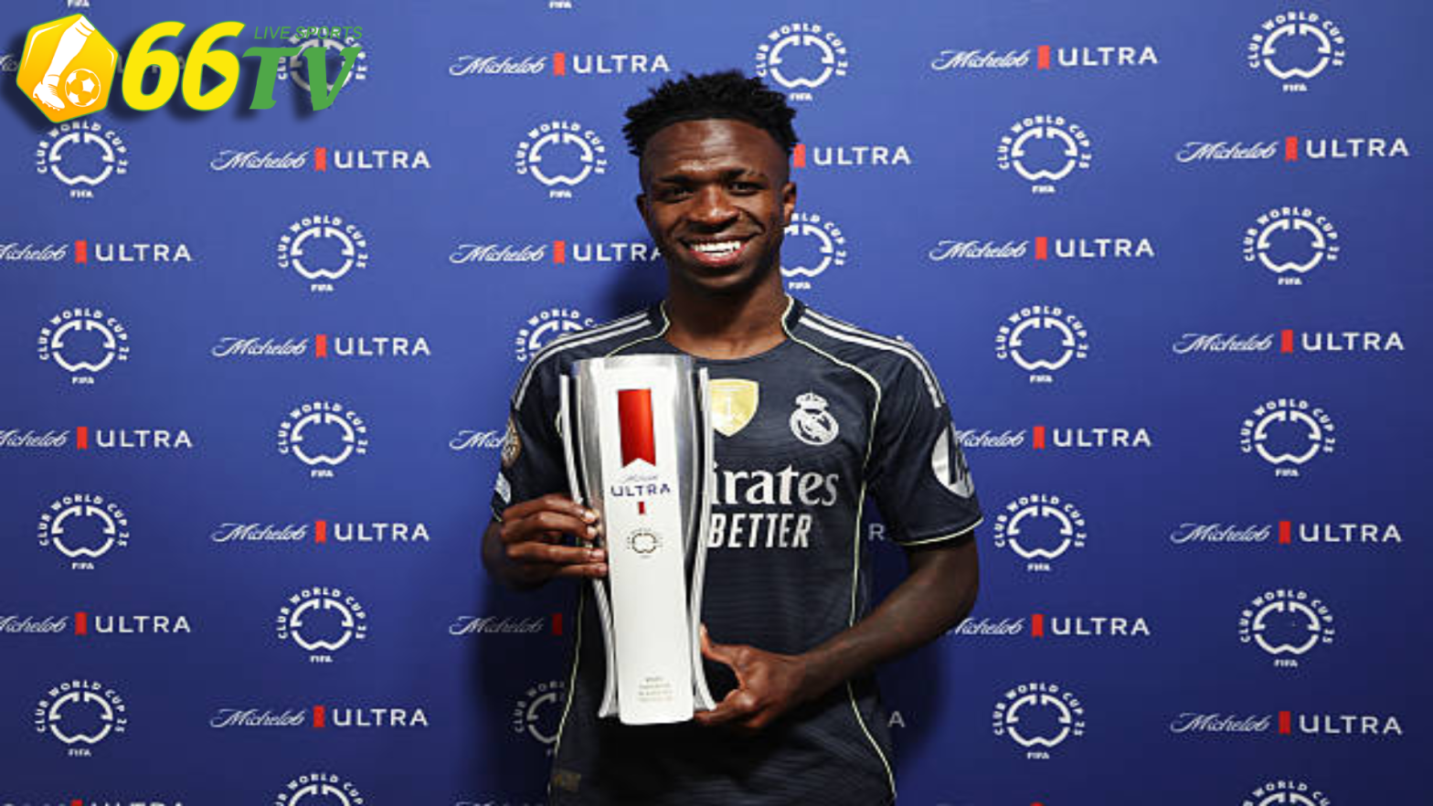 Khai hỏa ở Club World Cup, Vinicius được FIFA tôn vinh